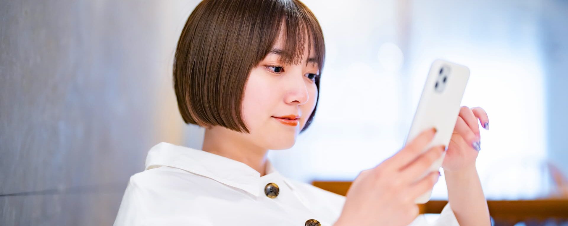 ブックライブで漫画を電子書籍としてすぐ読める利用イメージとクーポン活用の流れ